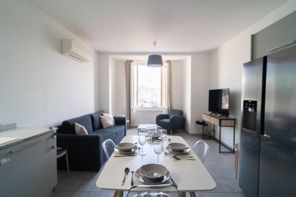 Appartement T4 Vue Mer Proche Gare Et Centre Ville Аяччо Экстерьер фото